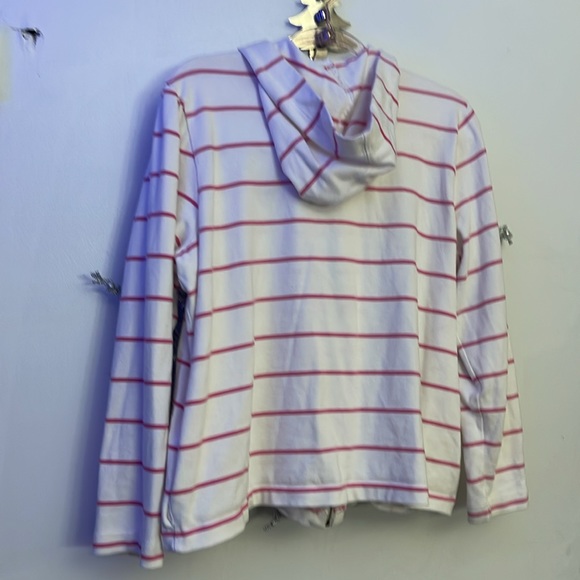 Top - Picture 5 of 8